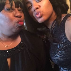 Meet your Posher, Naomi